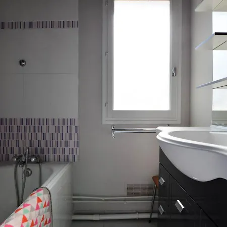 Maison 3 Pieces A La Palmyre, Proche Mer, Patio Et Parking, 4 Pers. - Fr-1-705-47 * Les Mathes